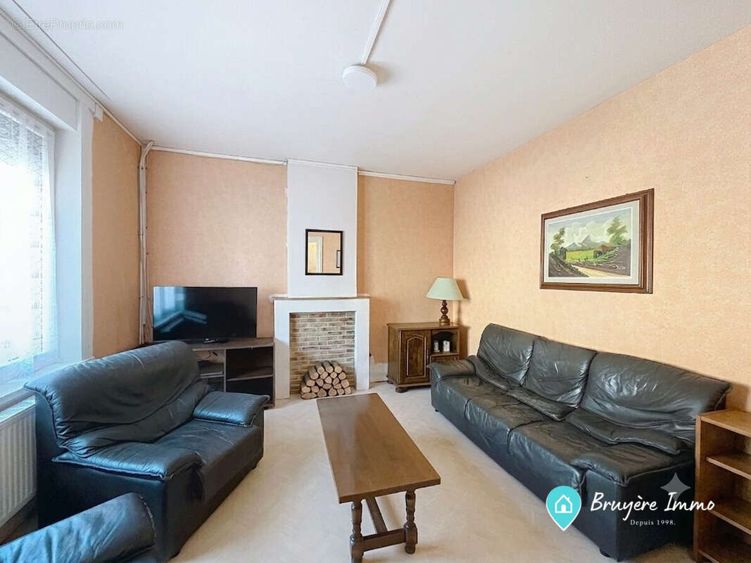 Maison 118 m² à Crespin  - photo 2