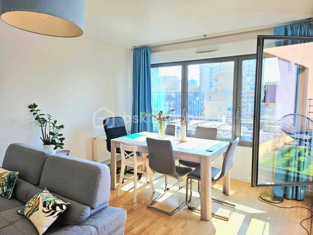 Appartement à NANTERRE