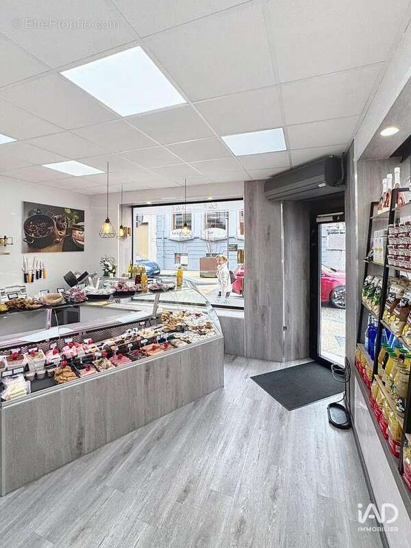 Photo 3 - Commerce à BELLEGARDE-SUR-VALSERINE