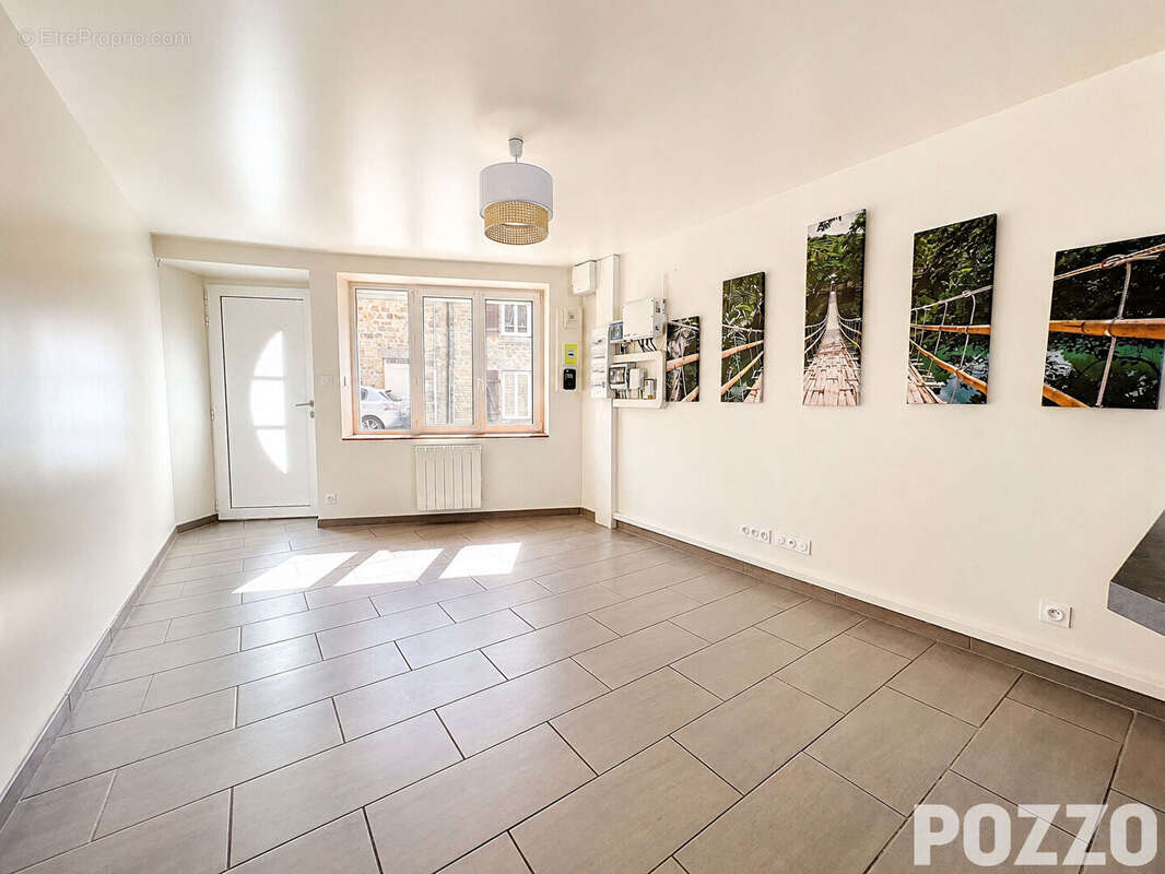 maison en pierres de 60 m² , idéal investisseur - photo 2