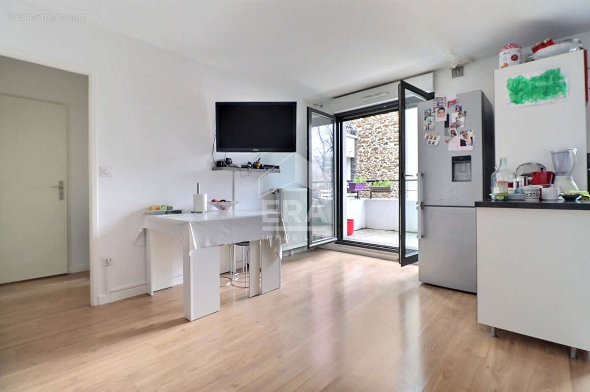 Appartement à AUBERVILLIERS
