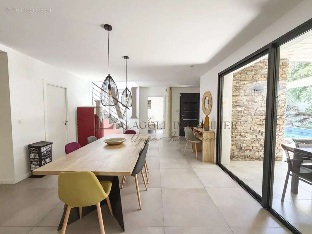 Villa T5 moderne à Porto-Vecchio - photo 7