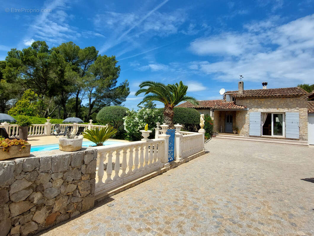 Maison à PEYMEINADE