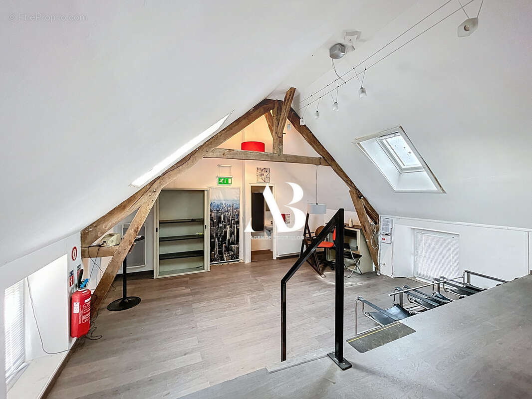 Maison à MONTIGNY-LENCOUP