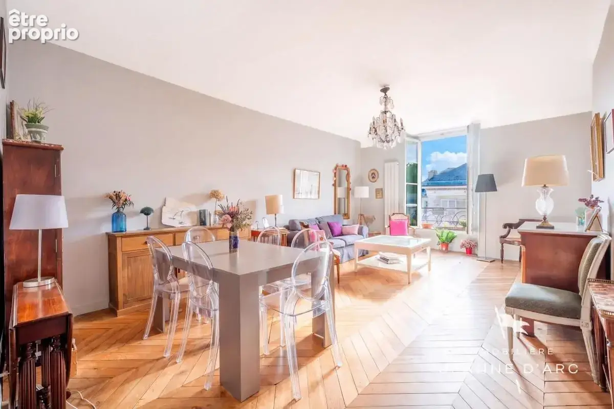 Versailles – place hoche – appartement familial 94 m² –  3e étage sur 4 - 3 chambres  – cave -  local vélo - photo 3