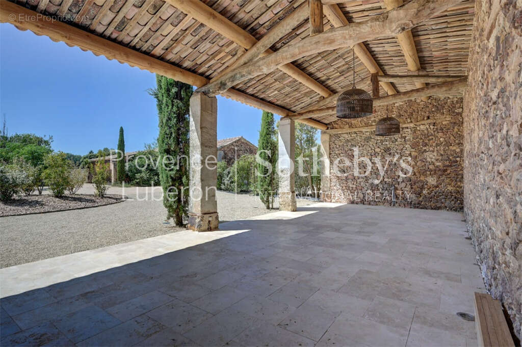 Maison à ROUSSILLON