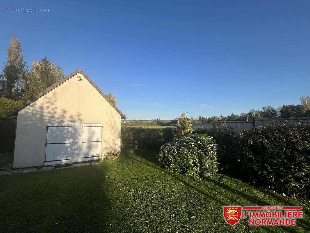 Maison familiale 180m² - 8 pièces - 5 chambres - photo 14