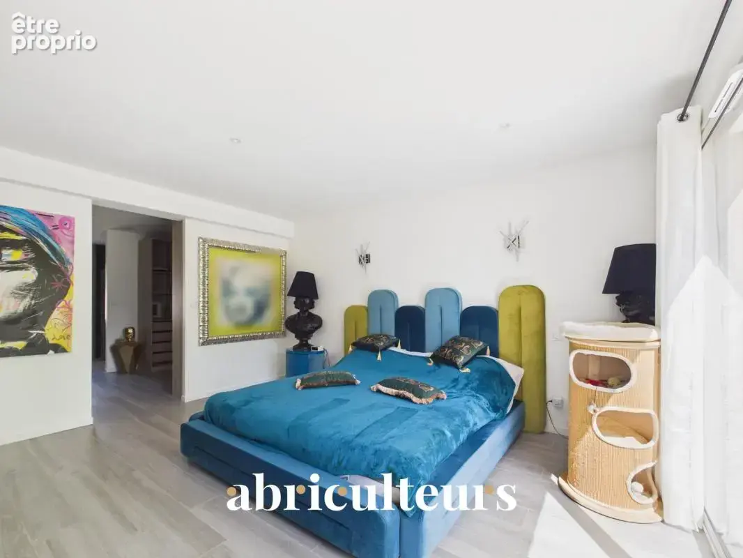 Maison d’architecte de plain-pied récente avec vue panoramique sur la nature environnante en vente à Vaugrigneuse (91640) - photo 25