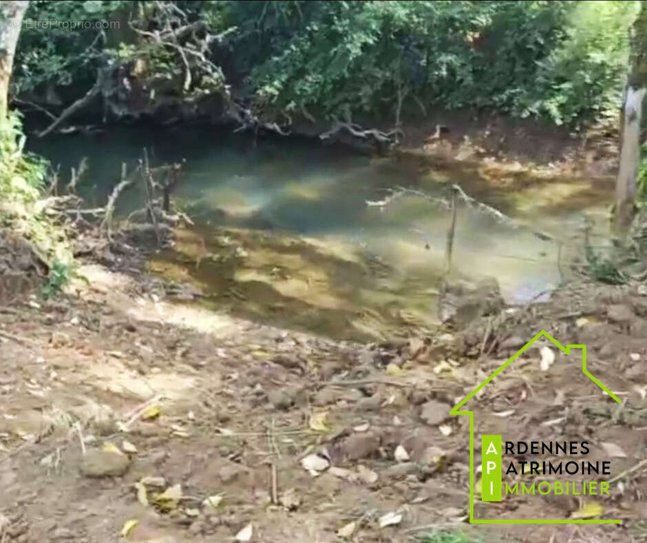 Autre à AUTRECOURT-ET-POURRON