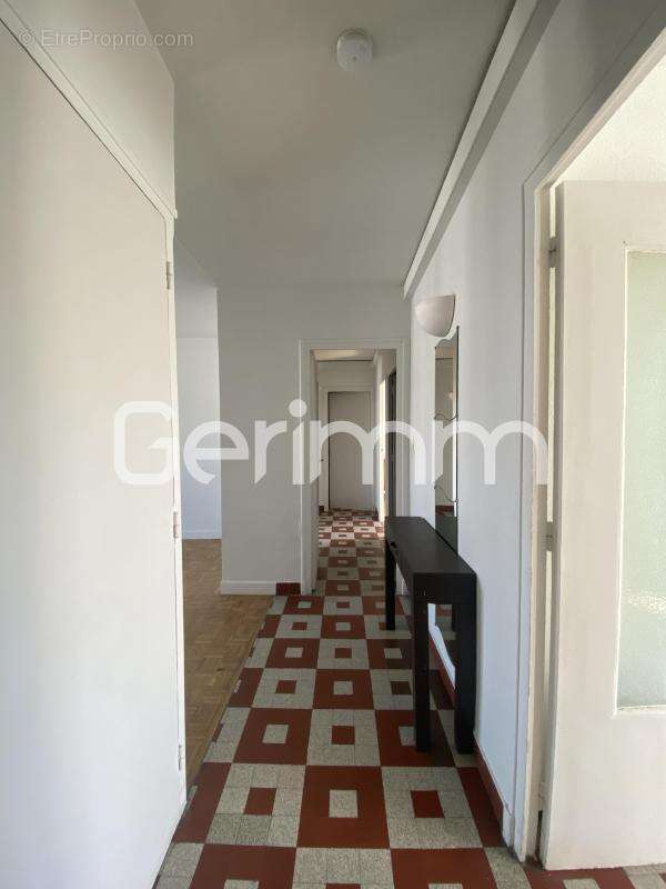 Appartement à ECHIROLLES