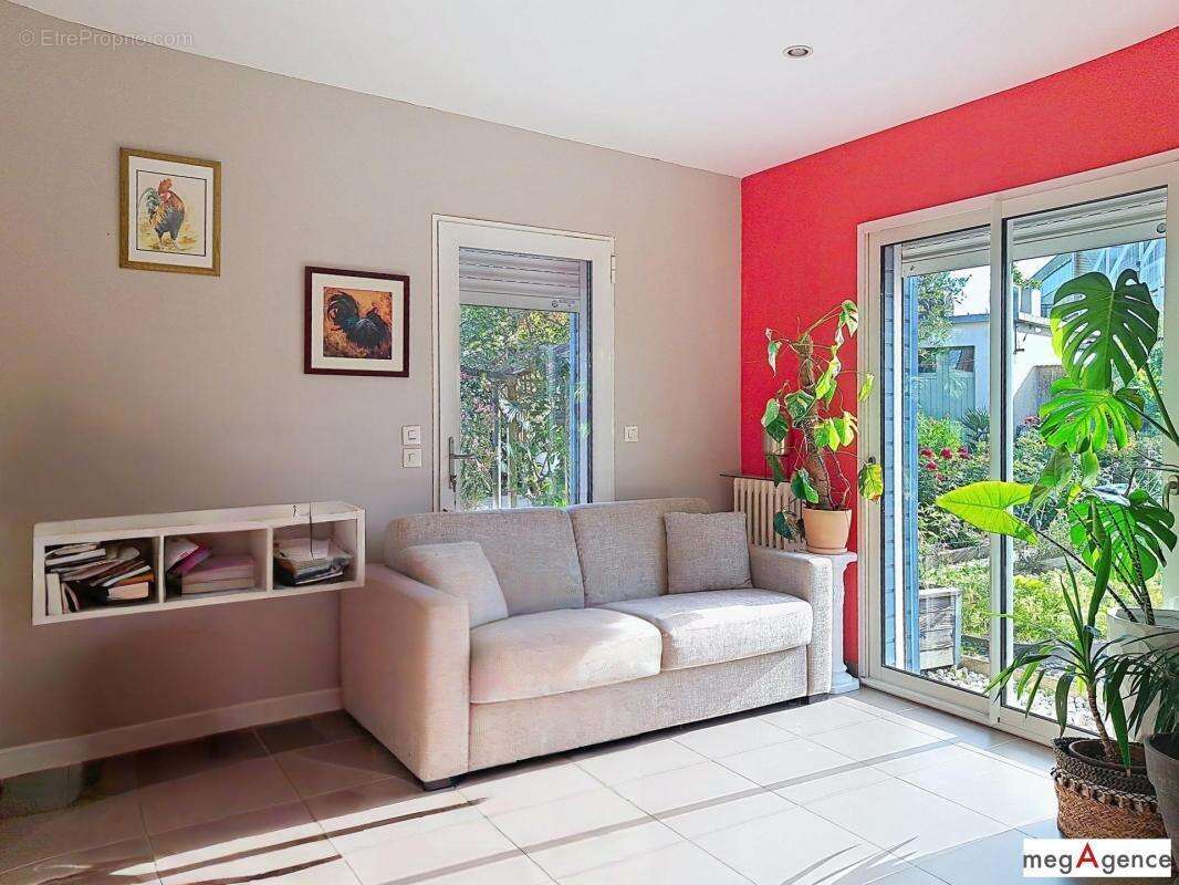 Coup de cœur entre Bout des Pavés et Hippodrome : maison familiale avec jardin - photo 8