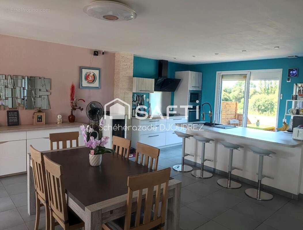 Photo 3 - Maison à VENDRENNES