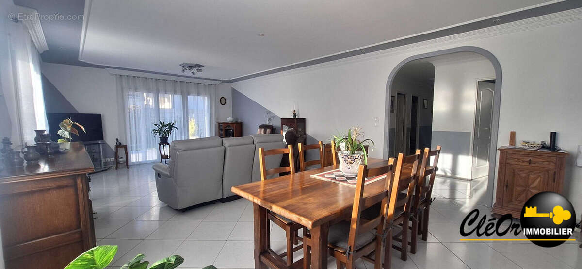 Maison à SAINT-USAGE