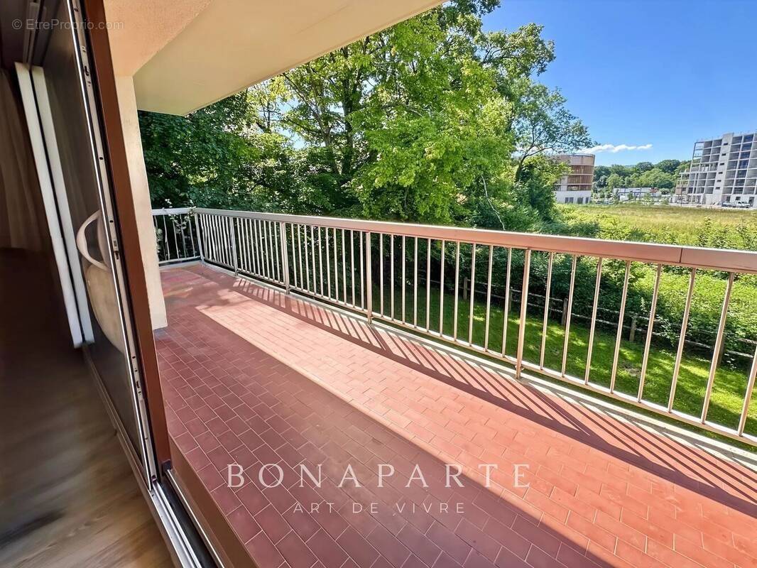 Appartement à FERNEY-VOLTAIRE