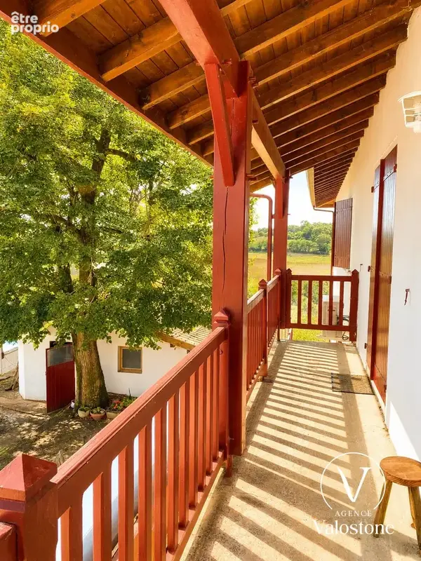 Maison 9 pièces 214 m² à vendre à Saint-Aubin (40250) - photo 4