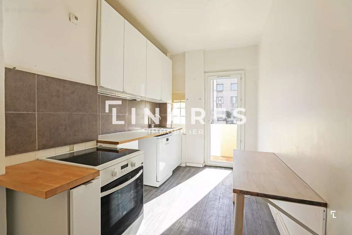 Appartement à MARSEILLE-8E