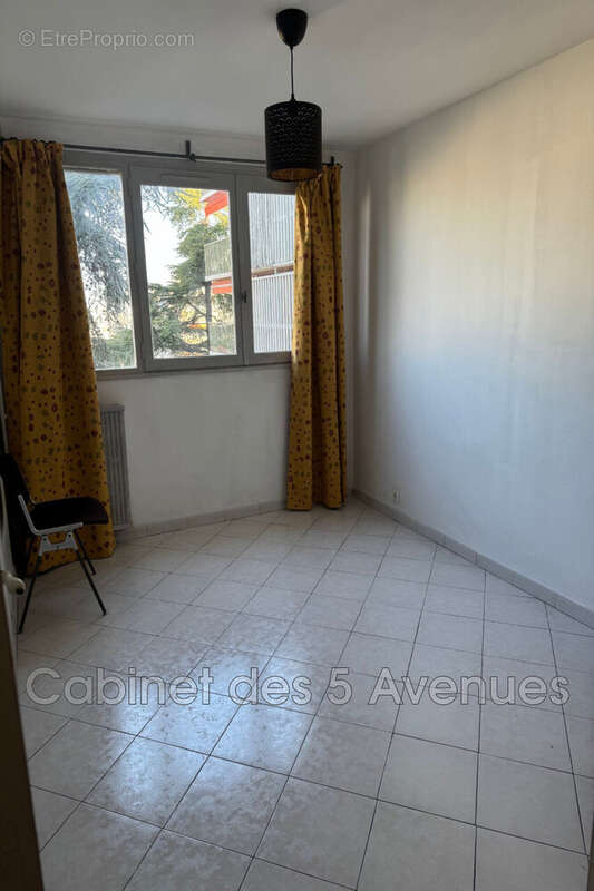 Appartement à MARSEILLE-10E