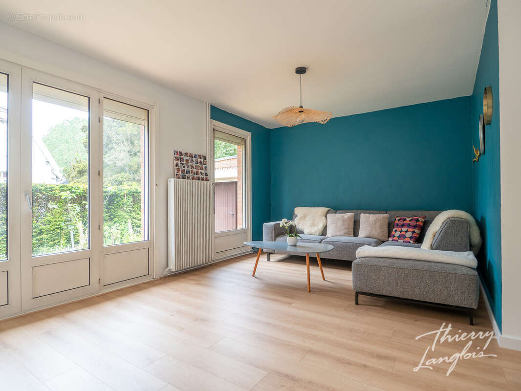 Maison à CHERENG