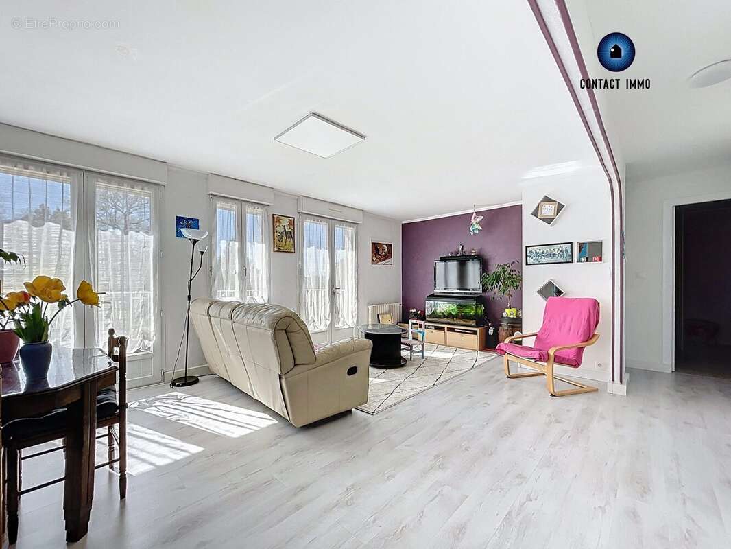 Maison à DAMPNIAT