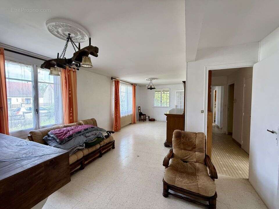 Pavillon sur sous-sol, à vendre, Chenoise- Seine et Marne - photo 5