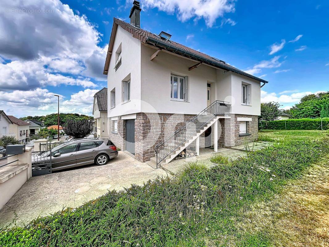 Maison à SAINTE-FORTUNADE