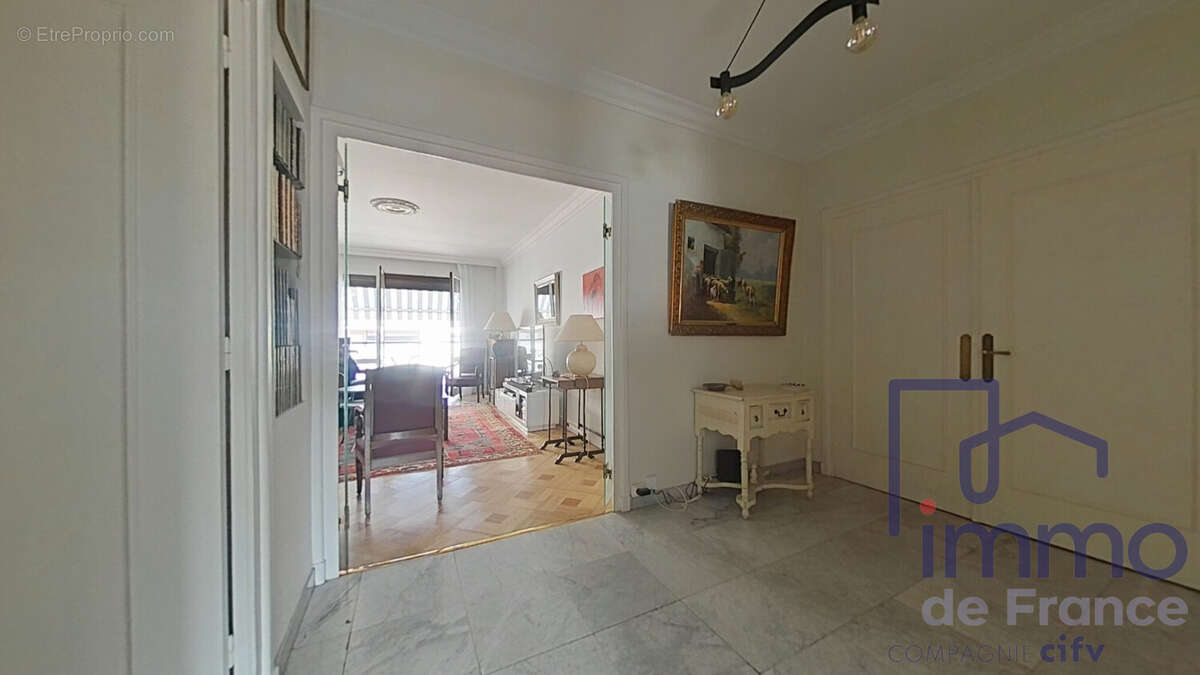 Appartement 83 m² à Saint-Etienne  - photo 6