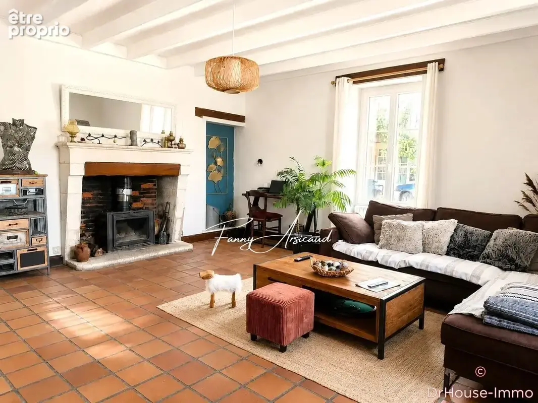 Maison 142 m² à Saint-Sigismond  - photo 1