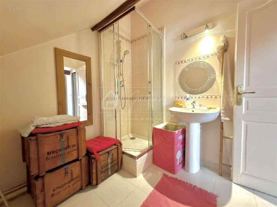 Maison 137 m² à Milly-La-Foret  - photo 7