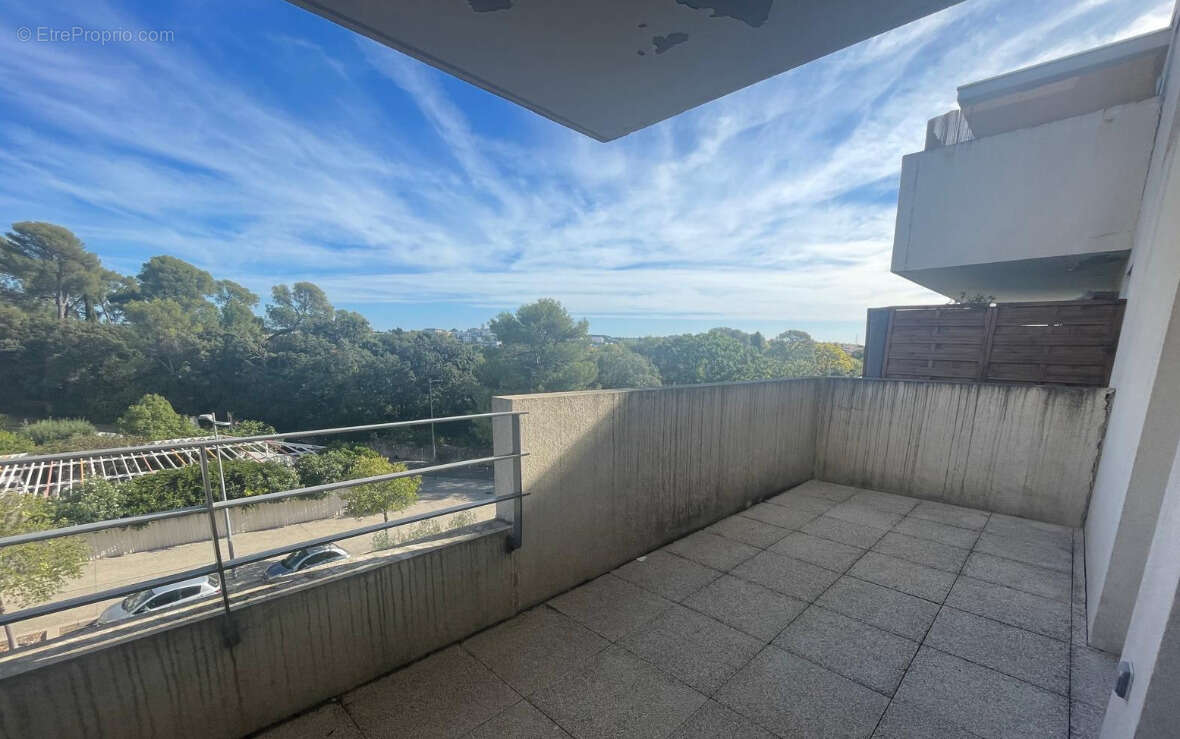 Appartement à JUVIGNAC