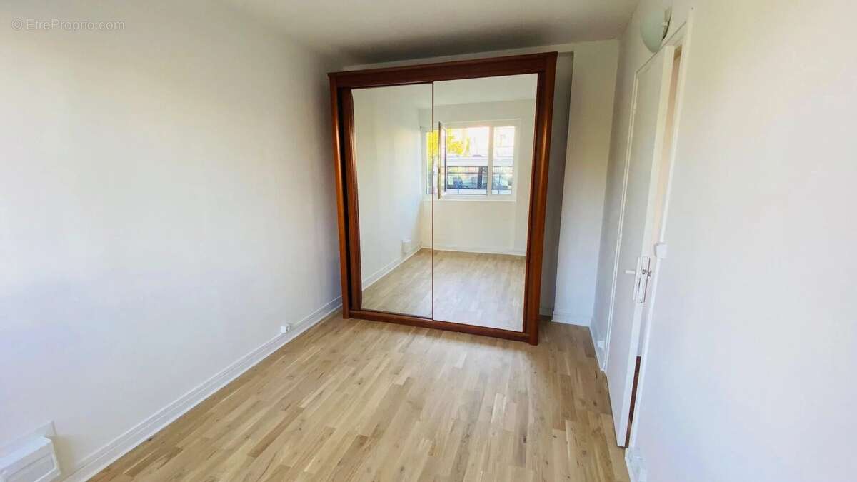 Appartement à MONTROUGE