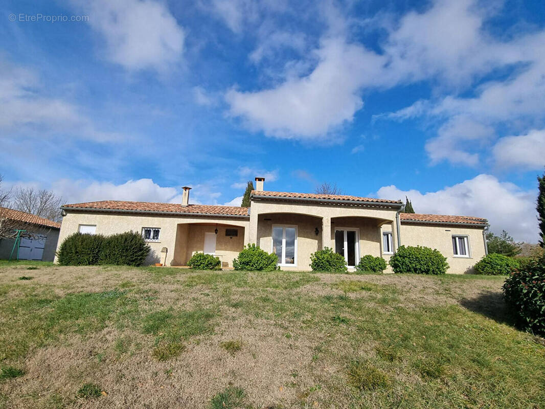 Maison à CAILHAU