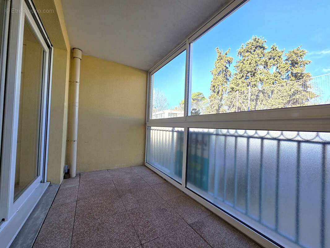 Appartement à SOLLIES-PONT