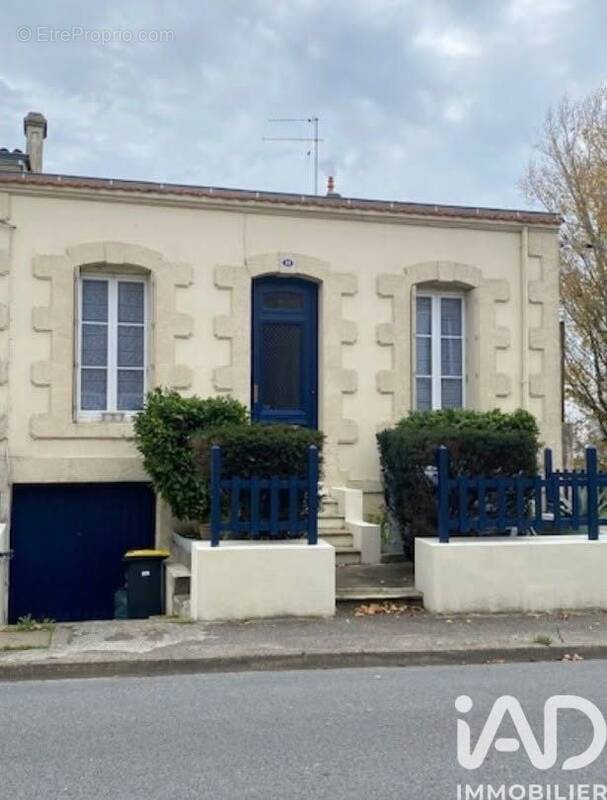 Photo 1 - Maison à BLAYE