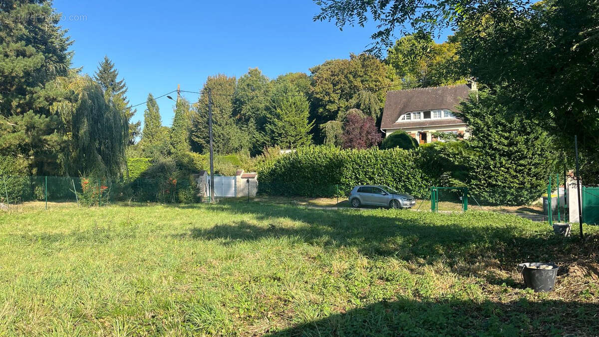 Terrain à GOUSSONVILLE