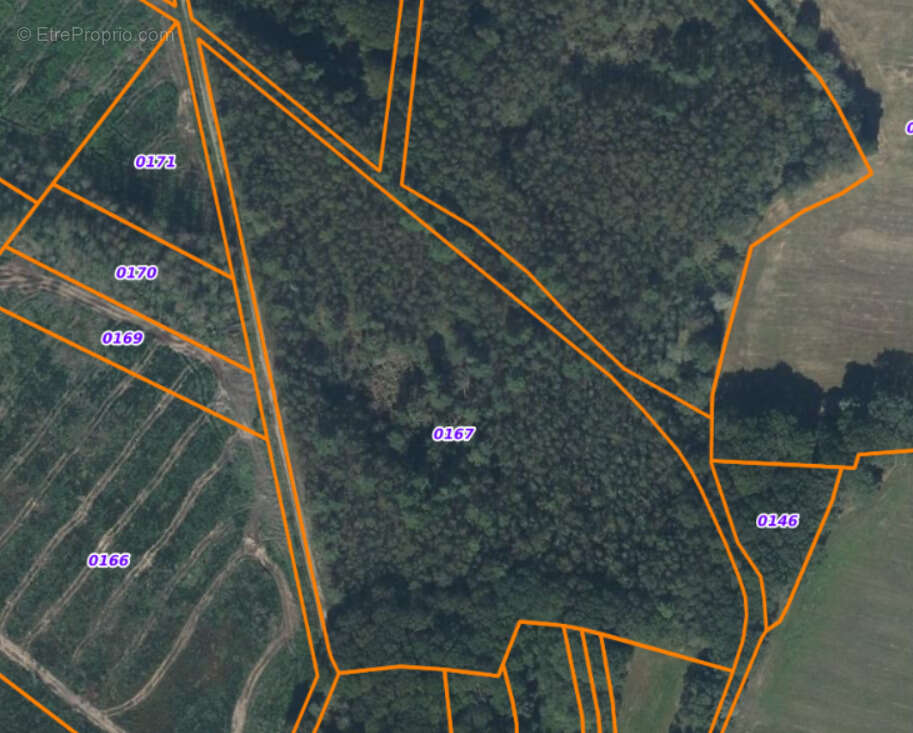 Terrain à CAMPENEAC