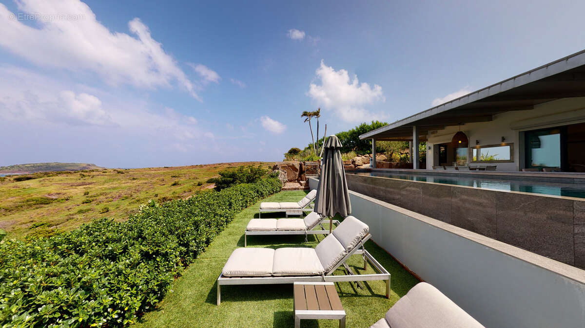 Maison à CAPESTERRE-BELLE-EAU