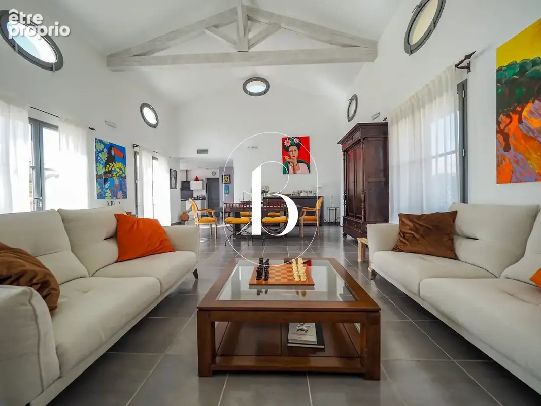 Photo Maison à Uzes au prix de 895 000€