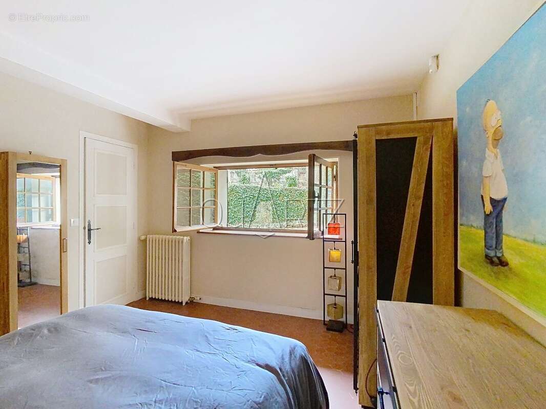 Maison à HOUDAN