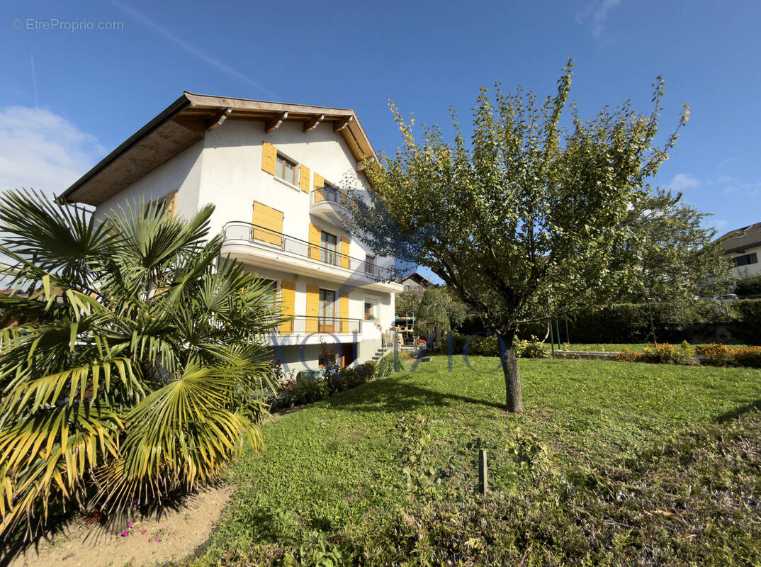 Appartement à ANNECY-LE-VIEUX