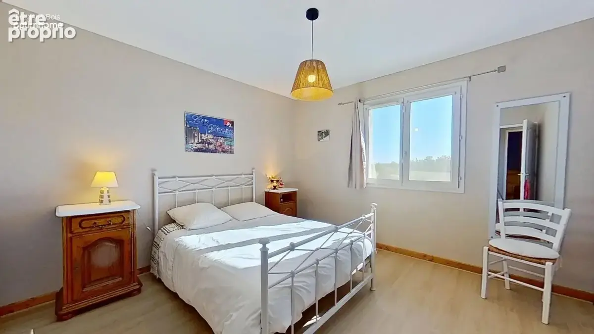 Maison familiale de 184 m² avec piscine et vue dégagée – Calme et confort - photo 15