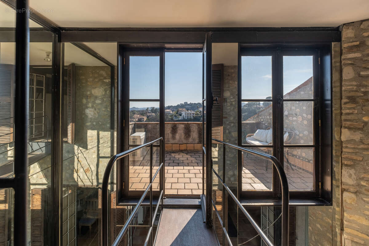 Maison à CAGNES-SUR-MER