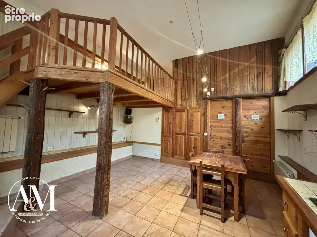 Maison de caractère avec 2 logements, terrasse exposée sud et grand garage - photo 15