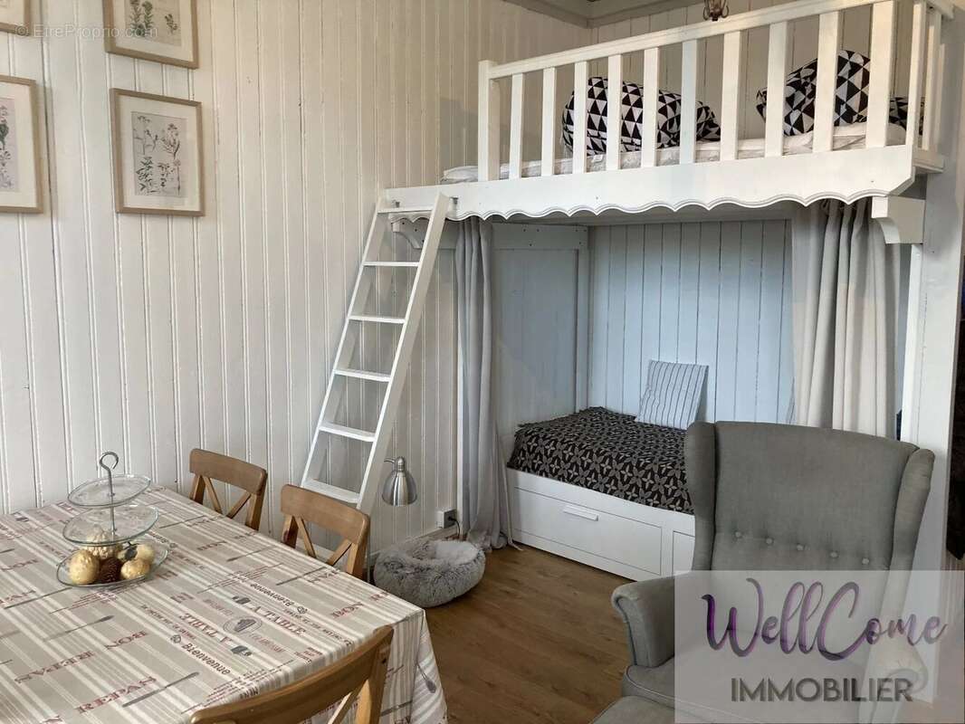 Appartement à PUGNY-CHATENOD