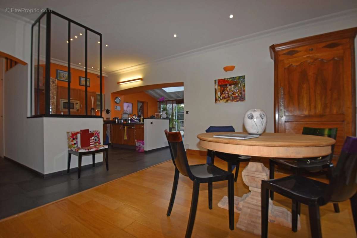 Maison à VAUX-SUR-MER