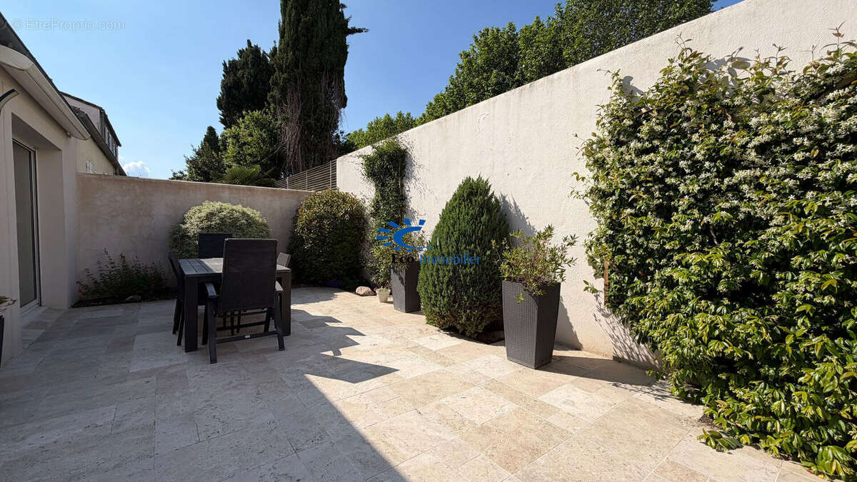 La rochelle maison 103 m² + garage et patios - photo 15