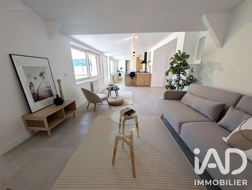 Maison 155 m² à Cuise-La-Motte  - photo 5
