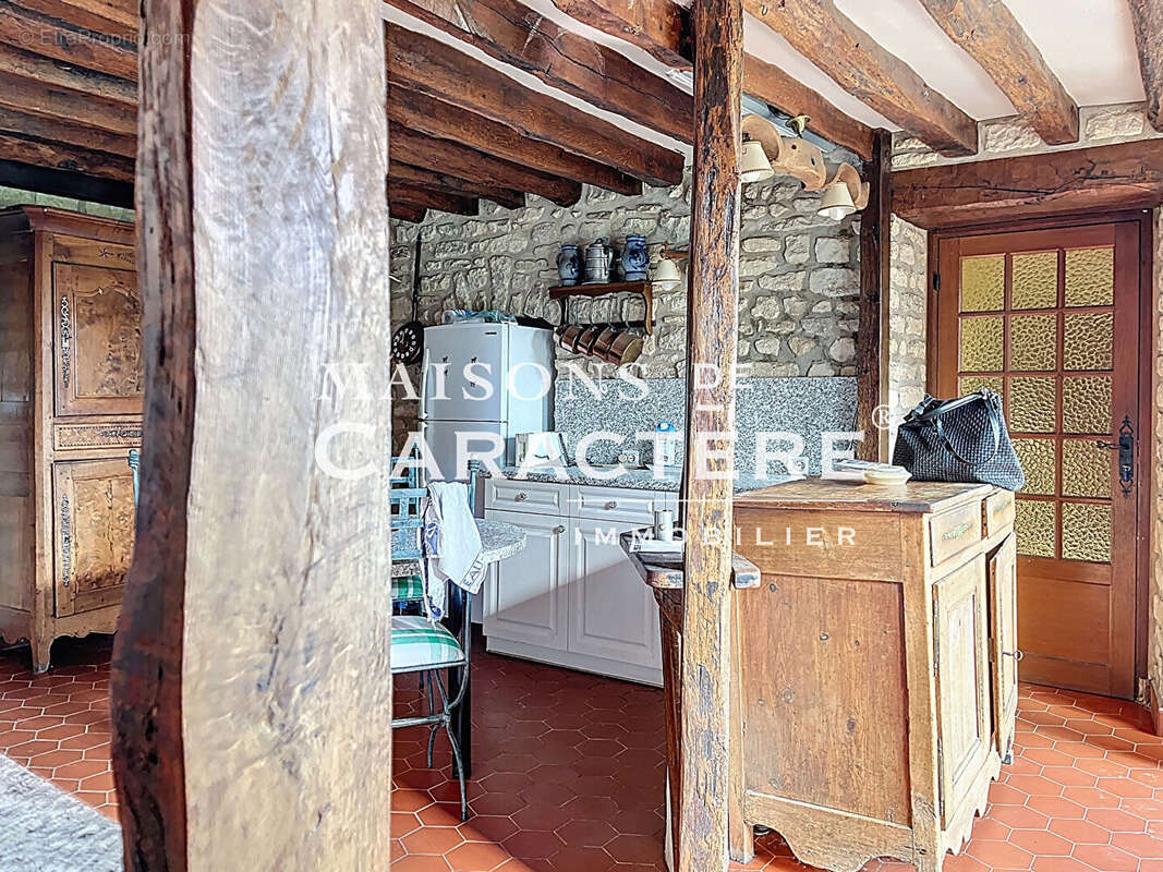 Maison de Campagne, Dépendances et Piscine et 2 terrains constructibles - photo 7
