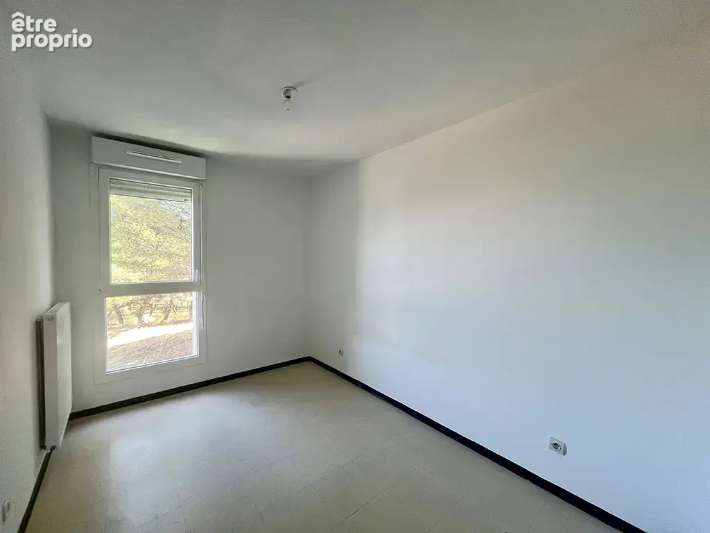 Appartement 59 m² à Martigues  - photo 4