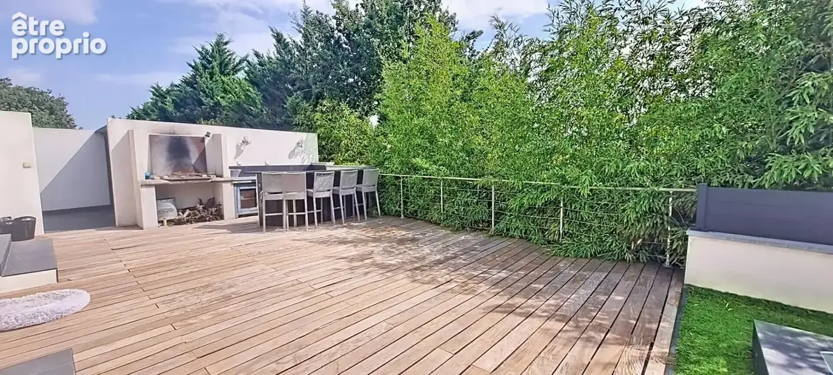 VIlla de 135 m² de plein pied avec piscine sur un terrain de 506m² - photo 4