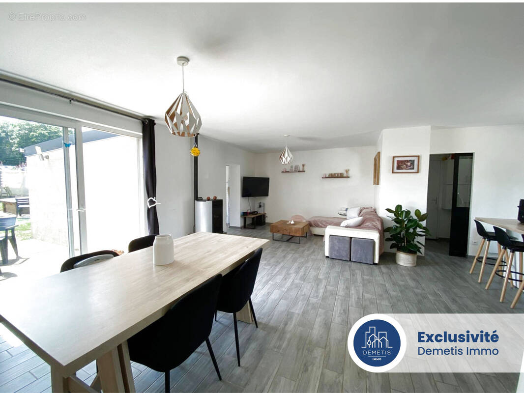 Maison à SAVIGNE-L&#039;EVEQUE